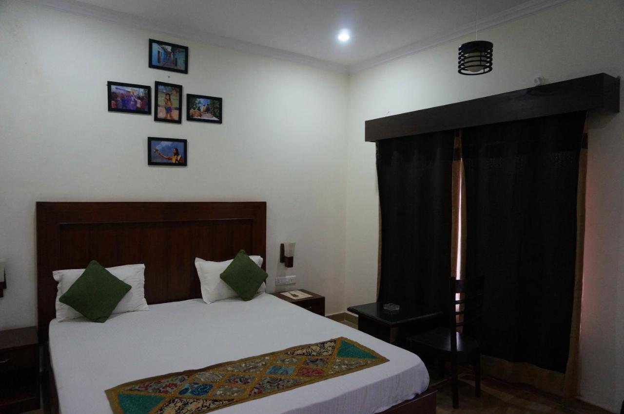 Hotel Ramayana Khajurāho Extérieur photo