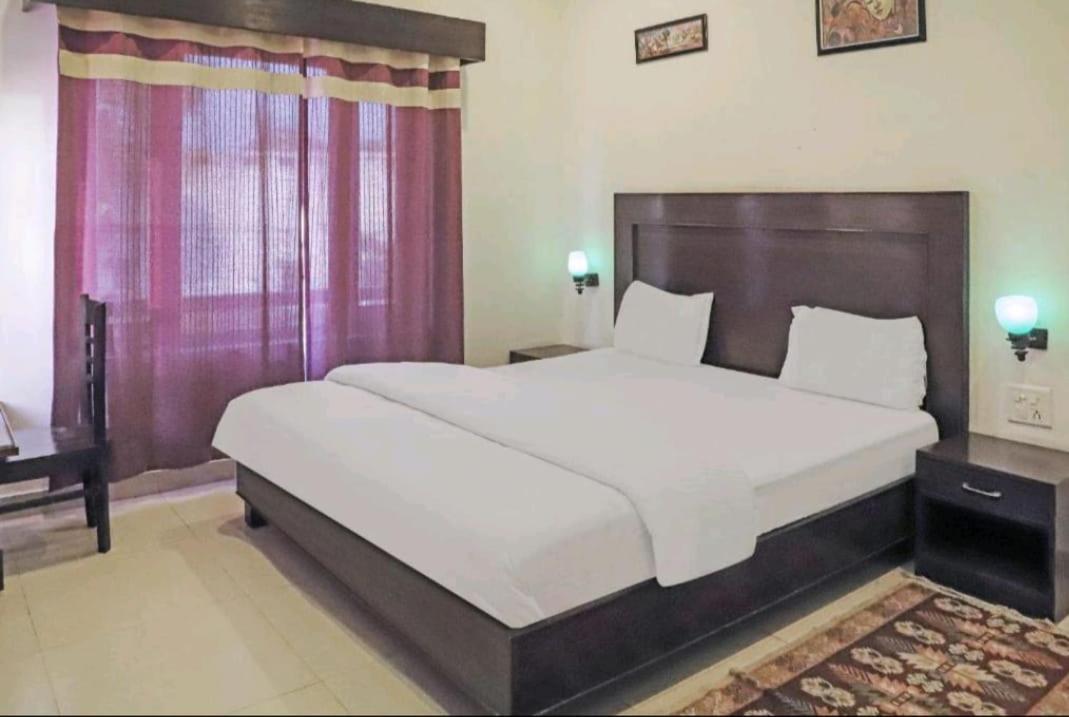 Hotel Ramayana Khajurāho Extérieur photo