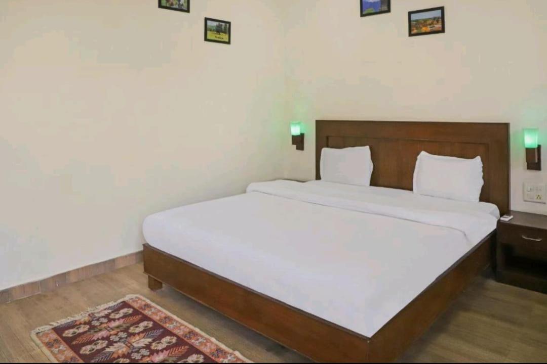 Hotel Ramayana Khajurāho Extérieur photo